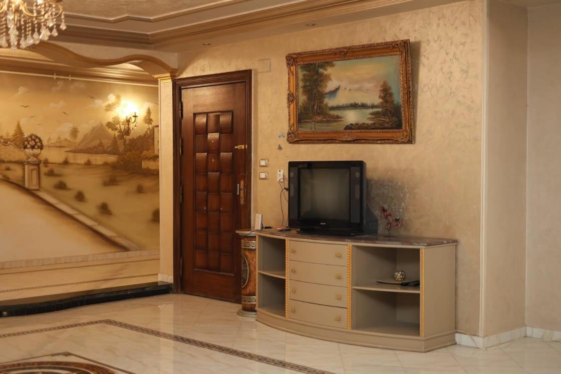 Royal Pyramids Palace Residence Cairo Exterior photo