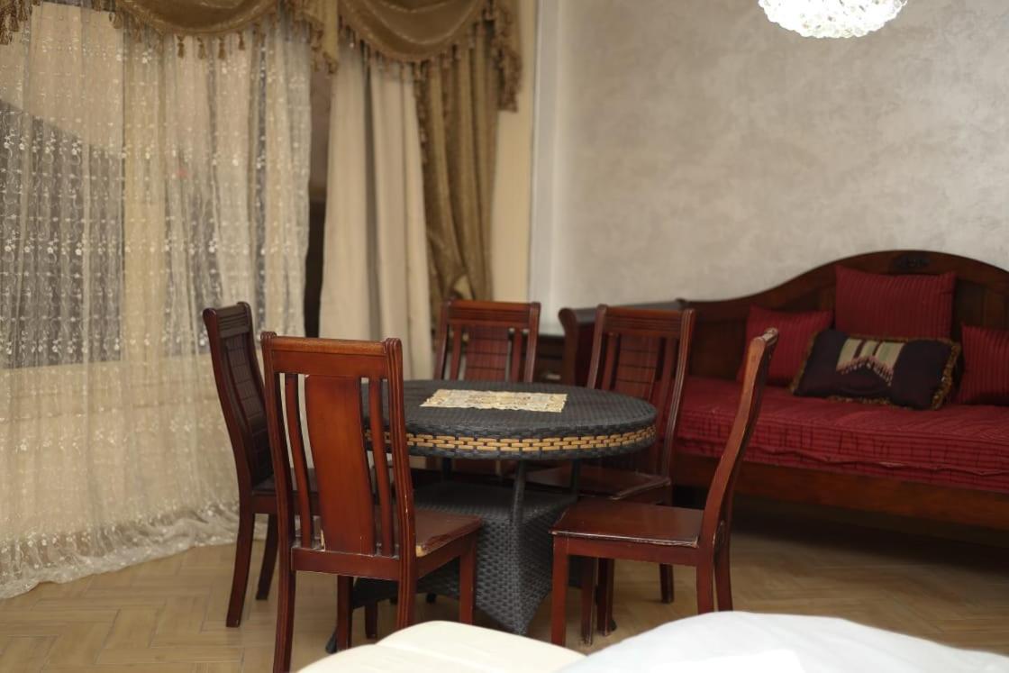 Royal Pyramids Palace Residence Cairo Exterior photo